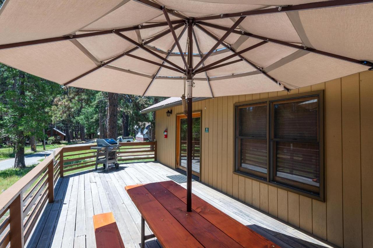 Villa Apple Tree Bear House Yosemite West Exterior foto