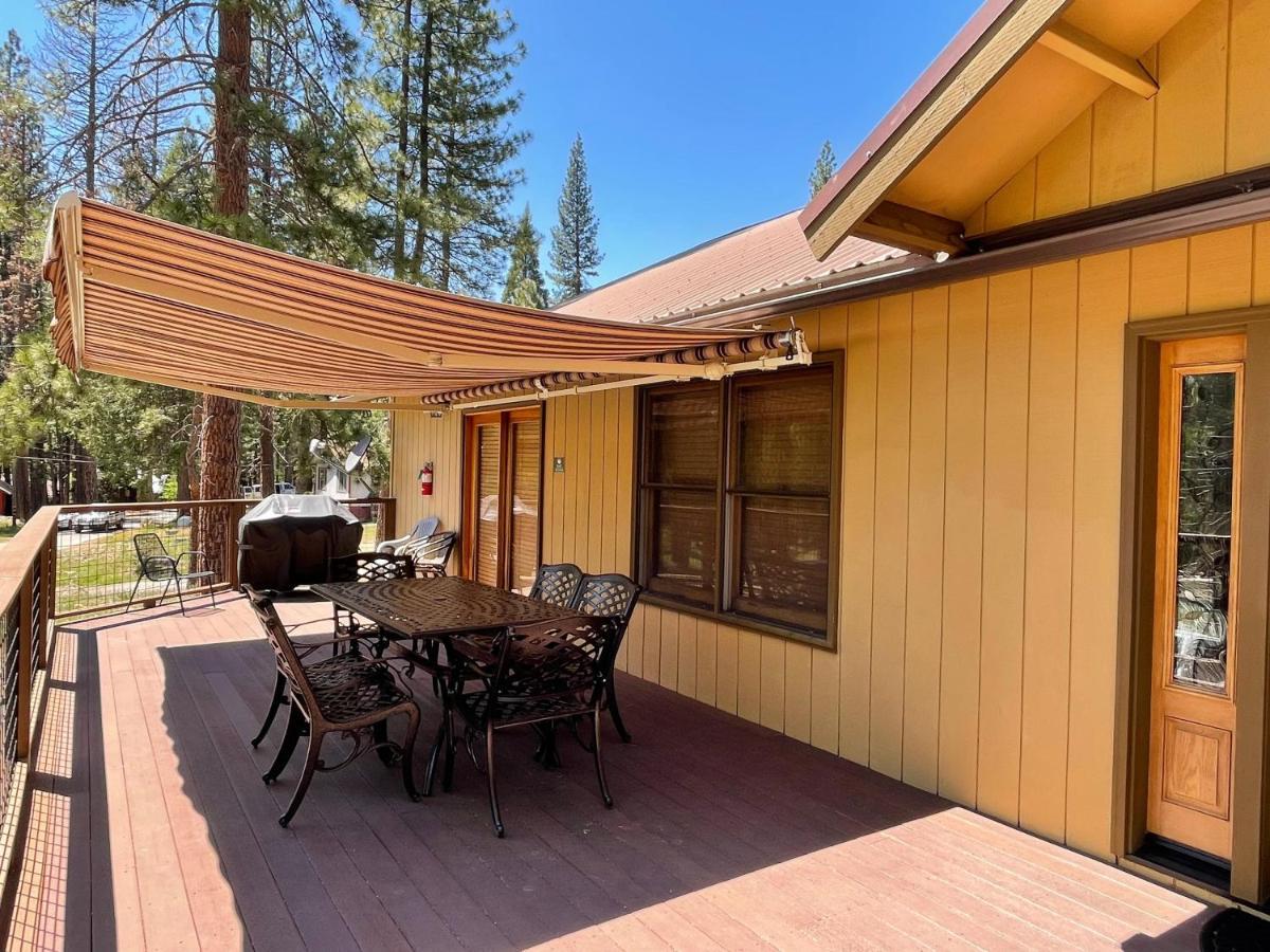 Villa Apple Tree Bear House Yosemite West Exterior foto