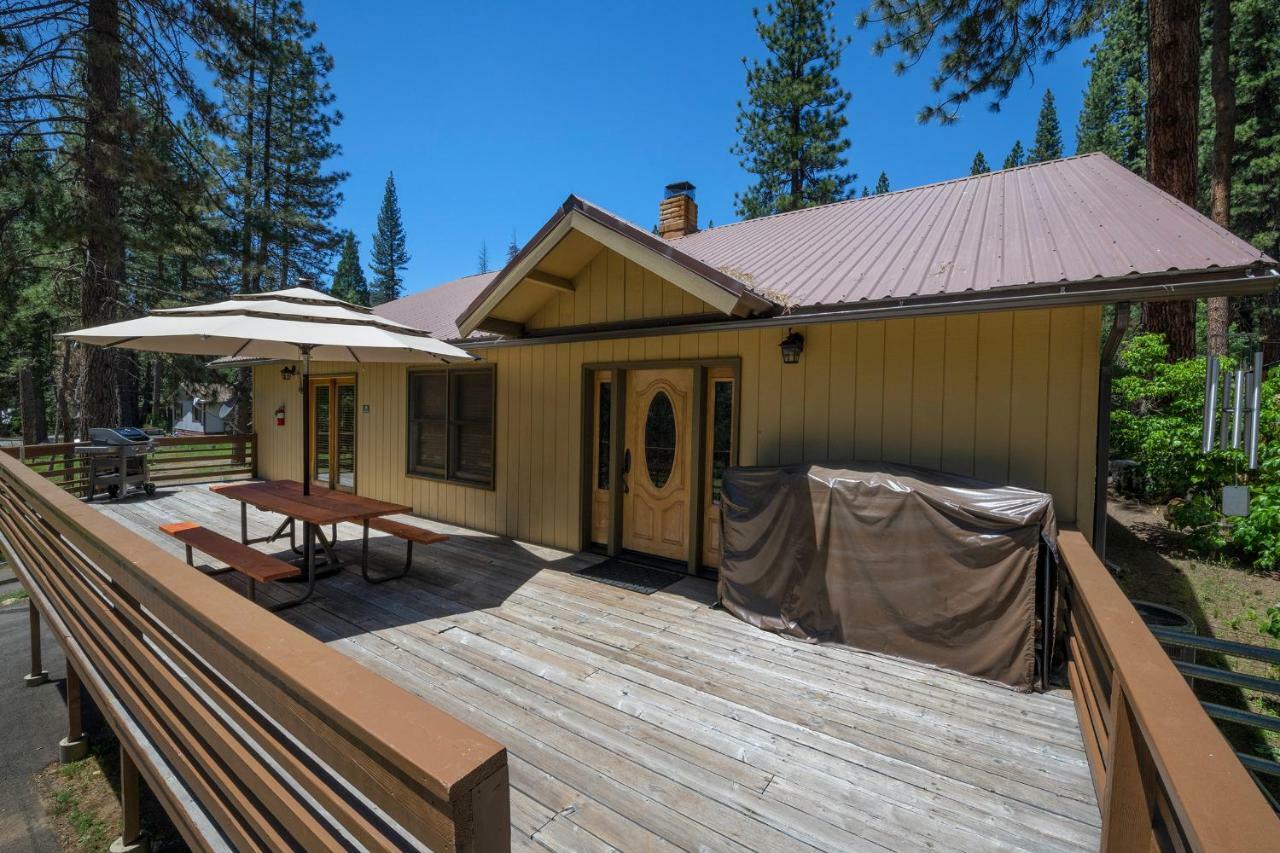 Villa Apple Tree Bear House Yosemite West Exterior foto